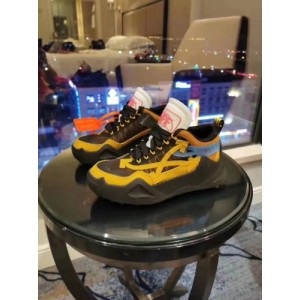 오프화이트 2019 신상 스니커즈 HHO1010