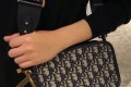 디올 퀘이크 숄더백 39009