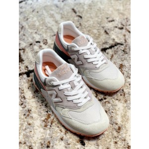 New Balance NB999