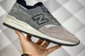 New Balance M977
