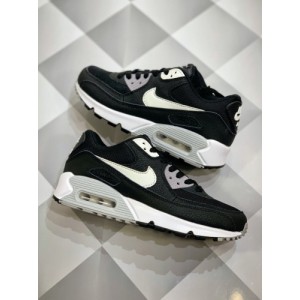 Nike Air Max 90 Essential