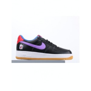 Nike Air Force 1 07 LE