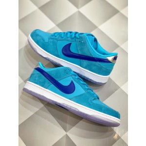 Nike SB Dunk Low Orange label