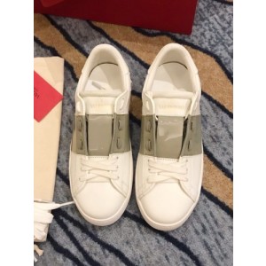 발렌티노 스니커즈 KD1069