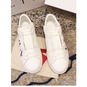 발렌티노 스니커즈 KD1072