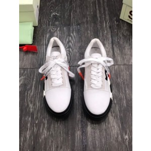 오프화이트 스니커즈 STD1674