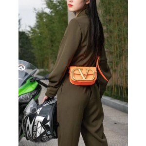 발렌티노 가라바니 맥시 스몰 숄더백 0032