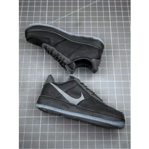 Nike Air Force 1 07 LV8