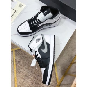 Nike Air Jordan AJ1 Banned GS