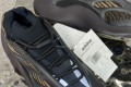 Adidas Yeezy 700 V3