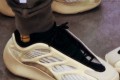 Adidas Yeezy 700 V3