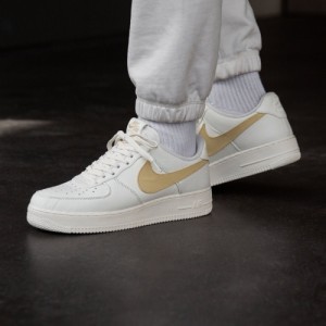 Nike Air Force 1 07 Low Premium 2