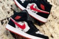 Nike Air Jordan 1 Mid 852542-061
