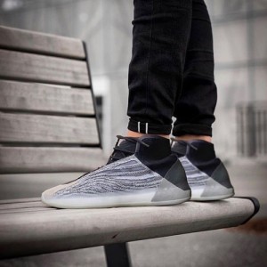Adidas YEEZY Boost Basketball Quantum YEEZY Boost 350