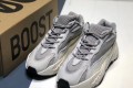 Adidas YEEZY 700