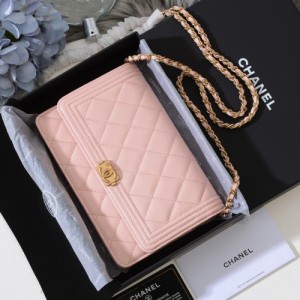 샤넬 WOC 33813