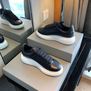 알렉산더맥퀸 2019 신상 오버솔 KD1018