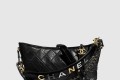 [CHANEL-샤넬]가브리엘 호보백 이니셜 스트랩 라지 AS1582
