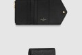[LOUIS VUITTON-루이비통]조에 월렛 M62935