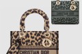 [DIOR-디올]레이디백 디라이트 미듐 M0565