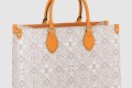 [LOUIS VUITTON-루이비통]온더고 MM M59614