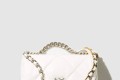 [CHANEL-샤넬]19백 미듐 AS1160