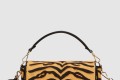 [FENDI-펜디]바게트백 미듐 8BR600