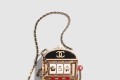 [CHANEL-샤넬]슬롯 머신 미노디에르 AS3715