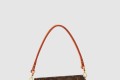 [LOUIS VUITTON-루이비통]월렛 온 체인 아이비 M81911