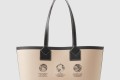 [BURBERRY-버버리]라벨 프린트 런던 토트백 미듐 80631211