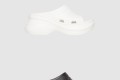 [BALENCIAGA-발렌시아가]풀 크록스 슬라이드 샌들 677386