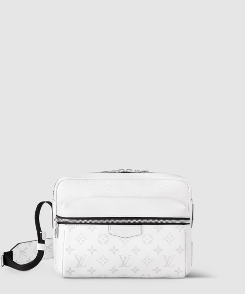 [LOUIS VUITTON-루이비통]아웃도어 메신저백 M30873