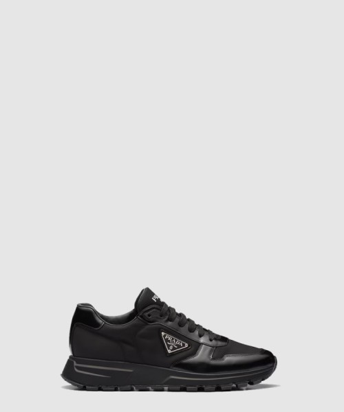 [PRADA-프라다]프라다 리나일론 및 브러쉬드 가죽 스니커즈 2EE366