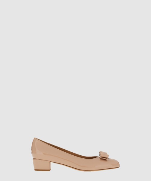 [FERRAGAMO-페레가모]바라 펌프스 01B221