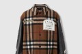 [BURBERRY-버버리]배지 아플리케 체크 테크니컬 울 보머 재킷 80650931