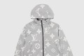 [LOUIS VUITTON-루이비통]프린티드 모노그램 윈드브레이커 1AAK34
