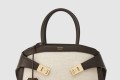 [FERRAGAMO-페레가모]허그 핸드백 (M) 216377