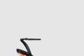 [LOUBOUTIN-루부탱]가죽 샌들 1240074