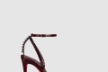 [LOUBOUTIN-루부탱]일자 스터드 힐 샌들 3220013