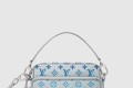 [LOUIS VUITTON-루이비통]프린팅 그러데이션 메신저 M13897