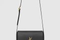 [SAINT LAURENT-생로랑]가죽 소재의 NIKI 베사체백 718556