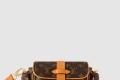 [LOUIS VUITTON-루이비통]카고 웨어러블 지갑 M14742