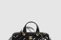 [CHANEL-샤넬]라지 사이즈 볼링백 AS5579